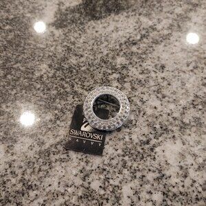 Swarovski (Crystals) Brooch in Silver-tone. Swan signed/stamped.